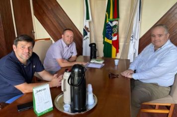 REPRESENTANTE DO ESTADO EM BRASÍLIA VISITA O MUNICÍPIO