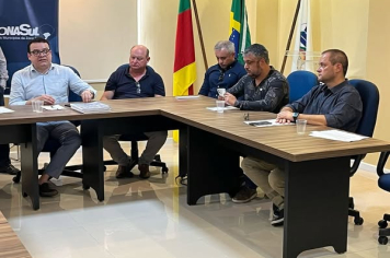 PREFEITO RICARDO ALVES INTEGRA CHAPA ELEITA PARA A GESTÃO DA AZONASUL