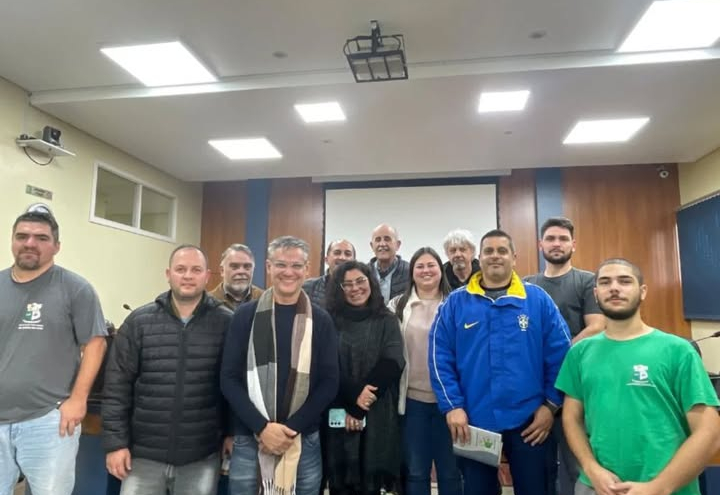 PREFEITO RICARDO ALVES PARTICIPA DE ENCONTRO REGIONAL PARA FORTALECER O TURISMO NO TERRITÓRIO SUL