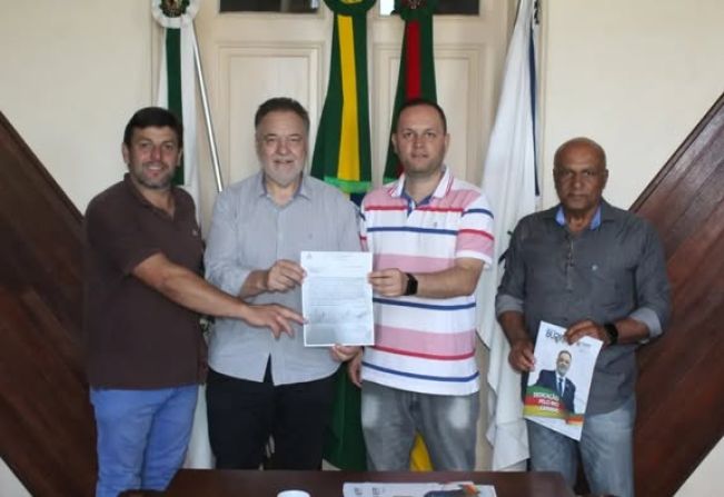 MUNICÍPIO RECEBE VISITA DO DEPUTADO CARLOS BÚRIGO
