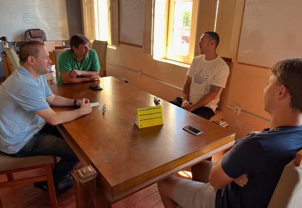  a visita dos desportistas e atletas da seleção de futsal de Cerrito César da Silva e Cássio Porepp