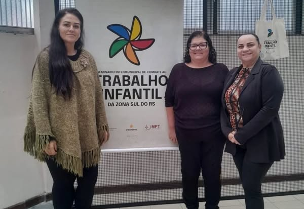REPRESENTANTES DE PEDRO OSÓRIO PARTICIPAM DE SEMINÁRIO INTERMUNICIPAL DE COMBATE AO TRABALHO INFANTIL NA ZONA SUL DO RIO GRANDE DO SUL