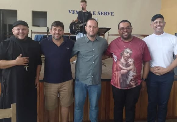 PREFEITO E VICE PRESTIGIAM ALMOÇO FESTIVO DA FESTA DE SÃO JOSÉ