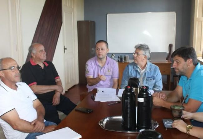 PREFEITURA BUSCA FORTALECER O COMUDE