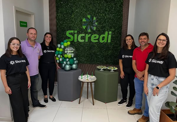 Comemorações de 11 anos da agência do Sicredi