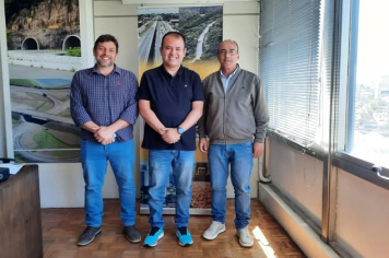 PREFEITURA SEGUE COBRANDO PROVIDÊNCIAS PARA MELHORIAS NA ERS-704