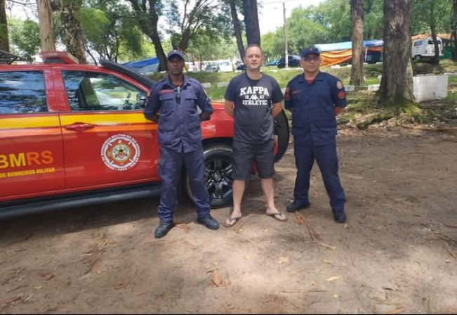 GUARDA-VIDAS REALIZAM AÇÃO PREVENTIVA NO RIO PIRATINI